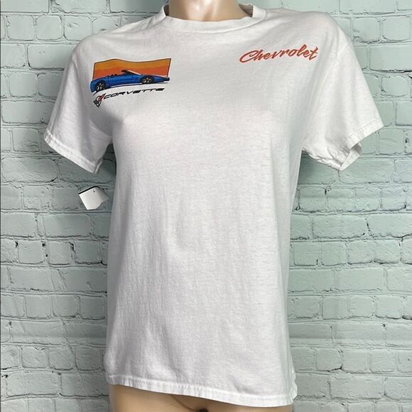 Chevrolet 1998 Corvette Convertible White T-Shirt NWT Small - Picture 1 of 8